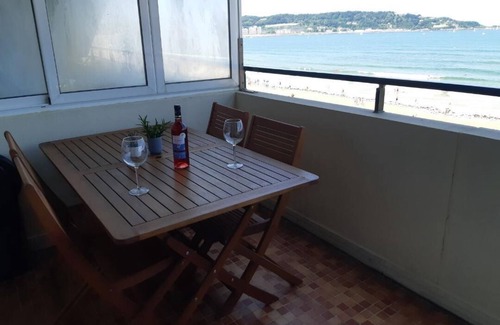 Hendaye Apartment | T2 apartment sea view at 180 ° 1st seafront line with firm parking/wifi