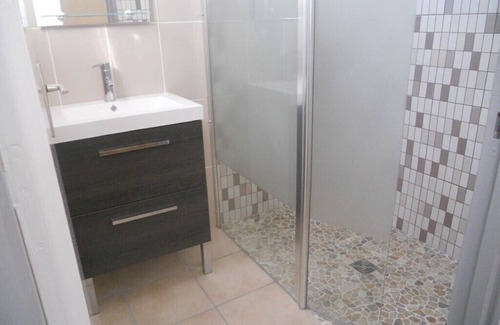 Cambo-les-Bains Condo | T2 apartment with pool access