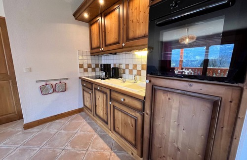 Samoens Apartment | T2 Apartment with Terrace and Parking, Family-Friendly