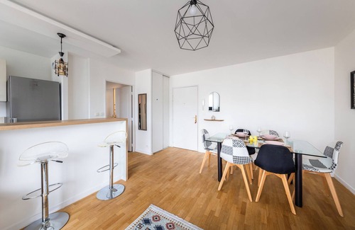 Villejuif Apartment | T2 Chic & Moderne, metro 2 min, Paris in 10 min