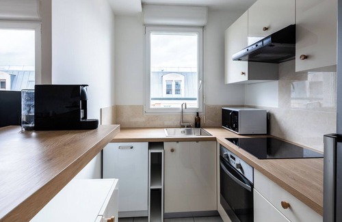 Villejuif Apartment | T2 Chic & Moderne, metro 2 min, Paris in 10 min