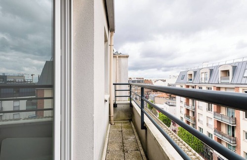 Villejuif Apartment | T2 Chic & Moderne, metro 2 min, Paris in 10 min