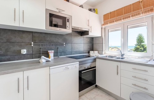 Armacao de Pera Apartment | T2 com Vista Mar em Armação de Pêra by LovelyStay