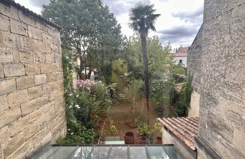 Saint Jean Station District Apartment | T2 DUPLEX 3RB Duplex apartment with garden terrace