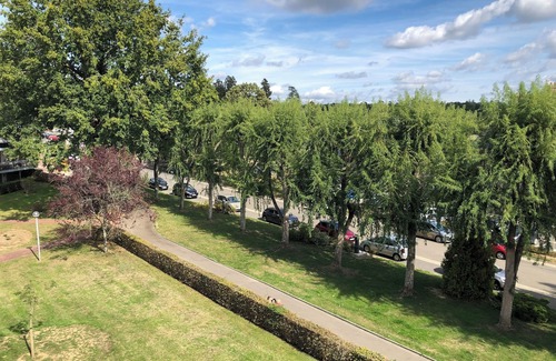 Bagnoles-de-l'Orne Apartment | T2 43m2 very bright, close to shops, private parking, janitor