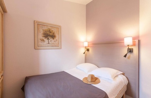 Giens Apartment | T2 "Lavandes" 4/5 people "Ecrins de la Badine" Direct beach swimming pool