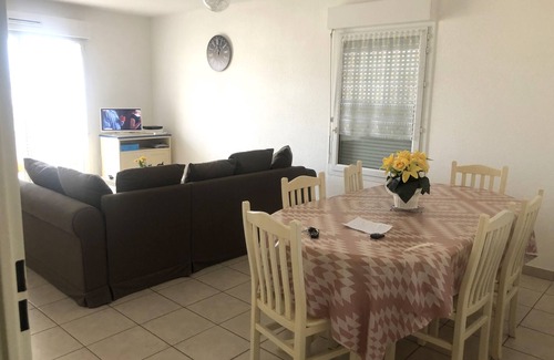 Biscarrosse Plage Apartment | T3 70 m2 - sleeps 6 with terrace facing the dune and the ocean