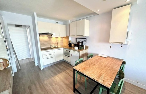 Kerroch Apartment | T3 Duplex – Vue mer 180° sur le port de Lomener