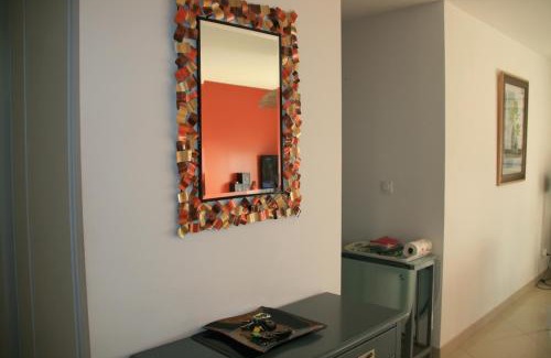 Saint-Pierre-la-Mer Apartment | T3 vue mer 100m de la plage wifi et parking