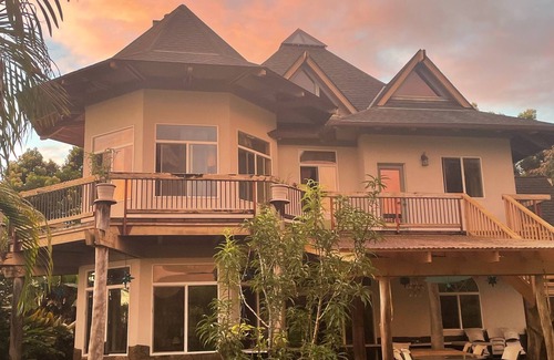 Holualoa House | TA-038-749-9520-01 Orchid Isle Manor