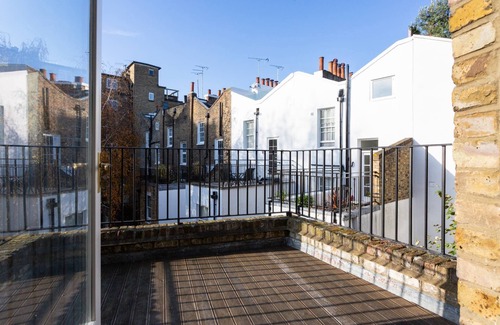 Pimlico Apartment | Tachbrook Street II by onefinestay