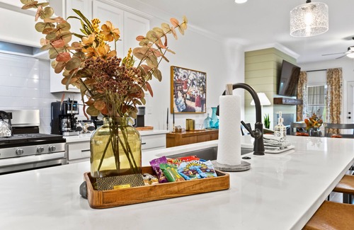 Auburn - Opelika House | Tailored 2-bedroom townhome located in Auburn's peaceful Farmville Lakes