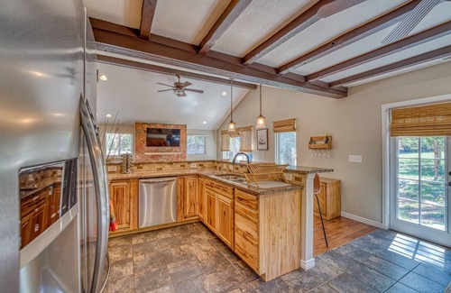 Green Mountain Falls Cabin | Take a Hike, Kids! Literally. Fun Family Getaway