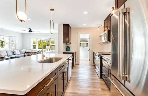 Shell Island House | Take in the salt air this family getaway!