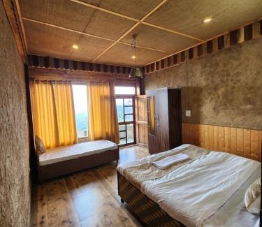 Theog House | Talai ghar