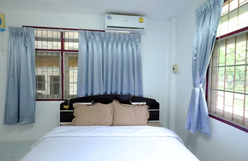 Sakon Nakhon Hotel | Tamarind Resort