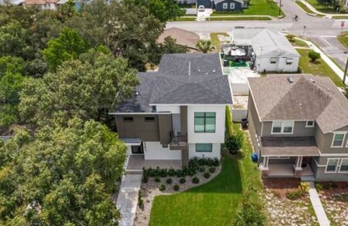 North Hyde Park House | Tampa Getaway Cozy Retreat Near Downtown