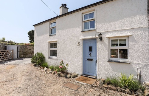 Llanengan Cottage | TAN Y FYNWENT, pet friendly, character holiday cottage in Abersoch
