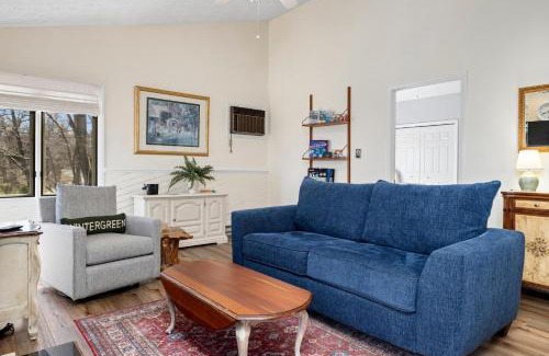Nellysford House | Tanners Ridge 21 with Wintergreen Advantage