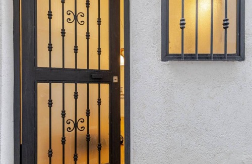 Corso dei Mille - Sant'Erasmo Apartment | Tanqueroom Revolution - Old Town - 2 minutes from Central Station