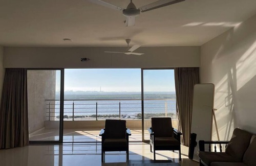 Dumas Apartment | Tapi River and Arabian Sea View