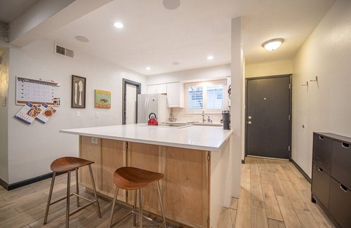 Westfield House | Tarrytown 2 Bedroom Condo