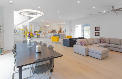 Tarzana Villa | Tarzana Modern Home.