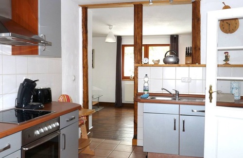 Steinfeld Apartment | Tasteful apartment in the Eifel National Park with a garden right on the forest!