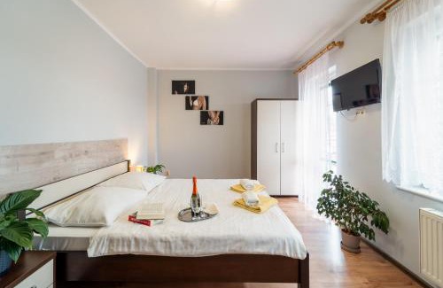 Chynow Bed & Breakfast | Tawerna "Cicha Przystań"