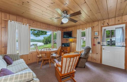 Phelps House | TB8 Thunder Bay Resort Cabin 8
