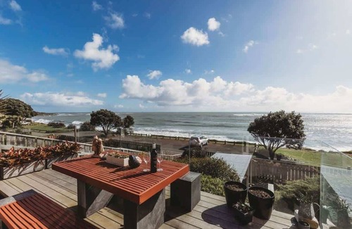 Bell Block Apartment | Te Moana Waterfront Luxury Apartment