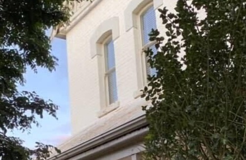 Blayney Bed & Breakfast | Te Rata House - Mezzanine Room