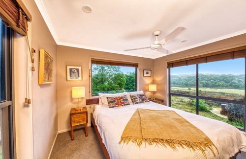 Canyonleigh House | Tea Tree Hollow – inspired bush and eco holidaying
