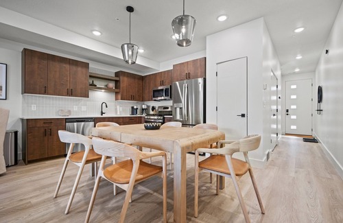 Wolf Creek Condo | Tee & Ski Pt B103 |Ski Retreat |Mtn Views & Fireplace