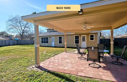 Clodine House | Templar ·Gorgeous 350k home, 5 Beds, Up to 18 Guests, Middle of town
