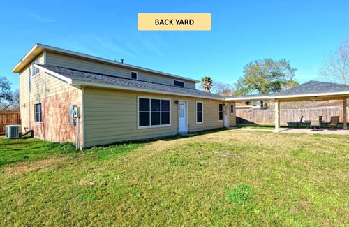 Clodine House | Templar ·Gorgeous 350k home, 5 Beds, Up to 18 Guests, Middle of town