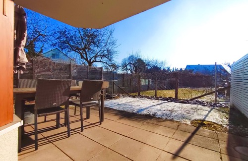 Steinenbronn Apartment | Terminal Design Apartments - Terrasse & Waiputv