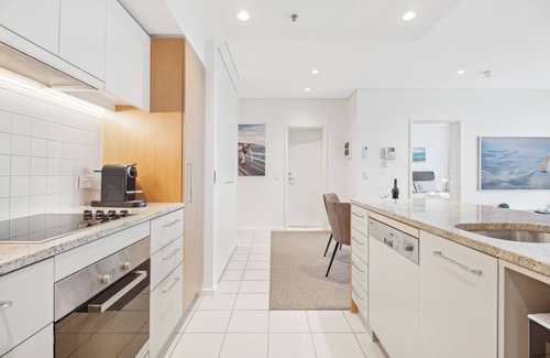 Victor Harbor Apartment | TERRACE 208 THE FRONTAGE LINEN & WIFI