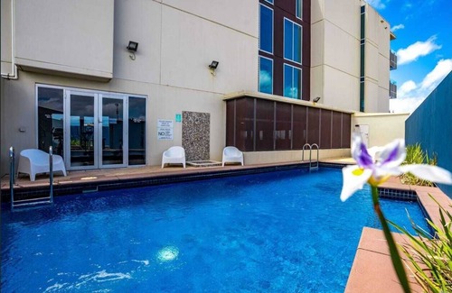 Victor Harbor Apartment | TERRACE 208 THE FRONTAGE LINEN & WIFI