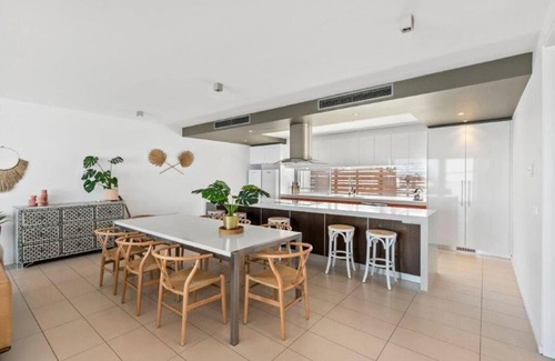 Ocean Grove Apartment | Terrace Breeze