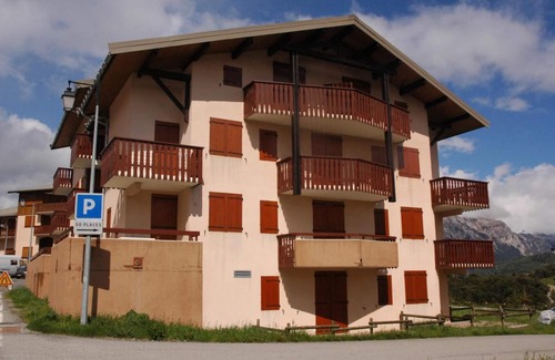 Aussois Apartment | Terrace, tv, ski locker, 25m², Aussois
