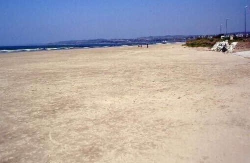 Plomodiern House | Terraced house, PLOMODIERN Common place called Lestrevet (Beach)