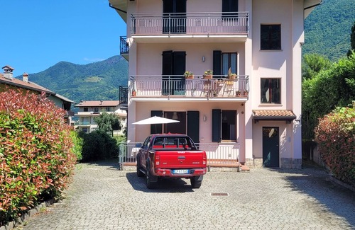 Introbio Apartment | Terrazza Fucinetta - Two Bedroom Apartment, Sleeps 6