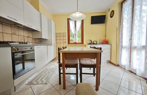 Clusone Apartment | Terrazza Su Crosio a Clusone in centro!