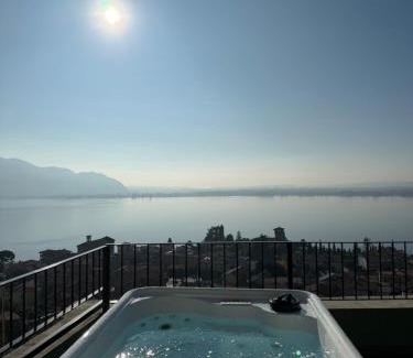 Predore Apartment | Terrazza sulle mura Appartamento Sole