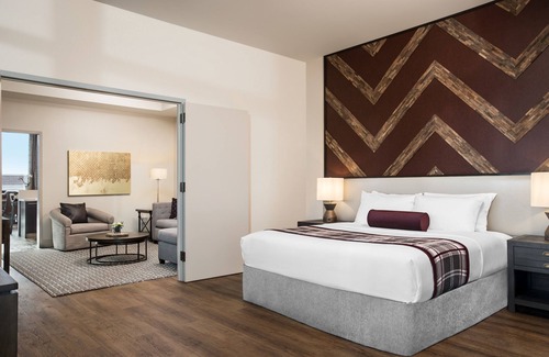 College Station Hotel | Texas A&M Hotel and Conference Center