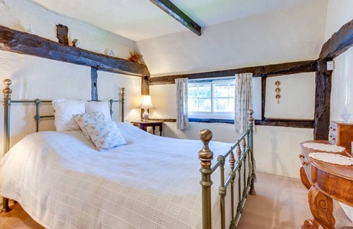 Shoreham-by-Sea House | Thatch Cottage in Shoreham-by-Sea