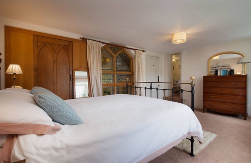 Combeinteignhead Other | Thatched Devon longhouse, close to sea, with private indoor swimming pool.