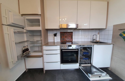 Stolpe auf Usedom Apartment | Thatched roof, 2 floors, 82m², private terrace, WiFi, 6 people, 2 bedrooms, large bathroom,