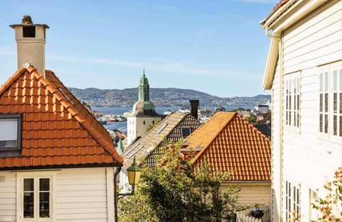 Sentrum House | The 1880 Authentic Bergen Dream I 500m to Bryggen